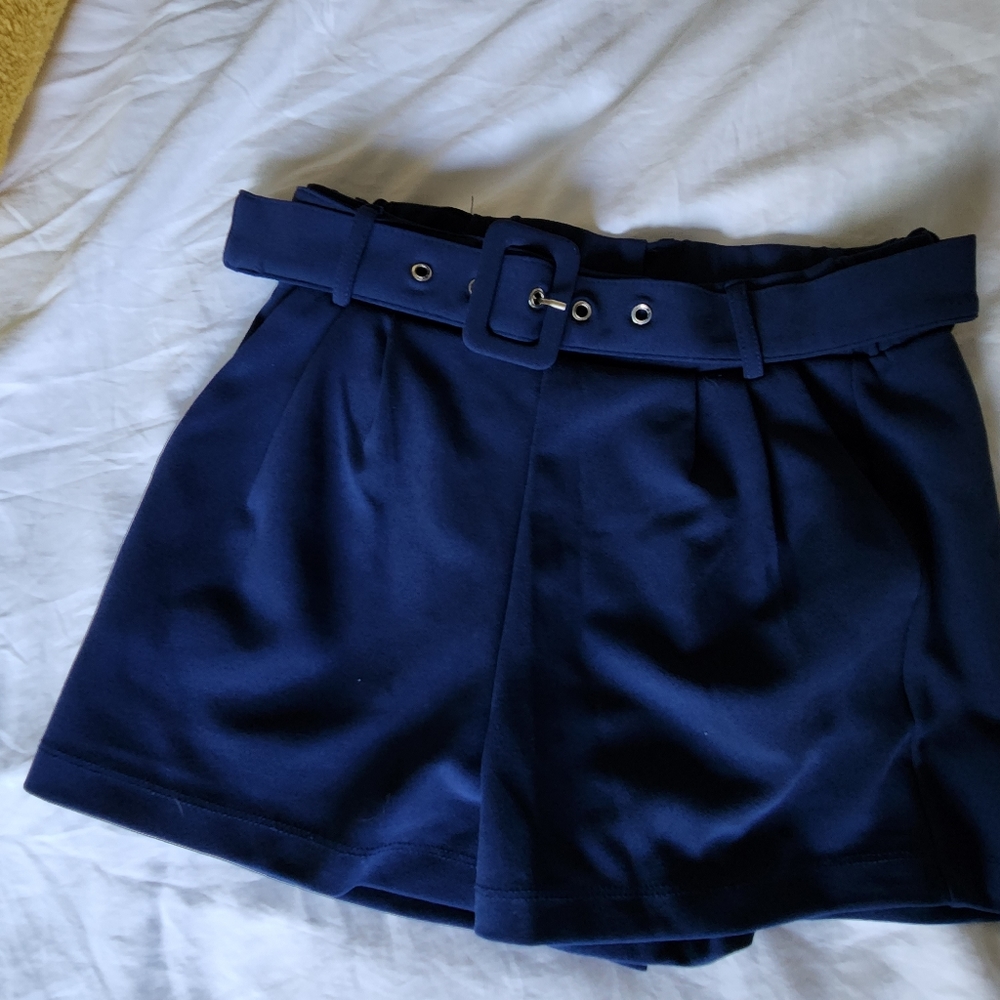 Papaya shorts